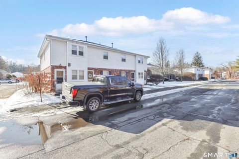 Tiny photo for E6 Bradley Circle #6, Enfield, CT 06082 (MLS # 24144822)