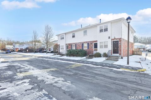 Tiny photo for E6 Bradley Circle #6, Enfield, CT 06082 (MLS # 24144822)