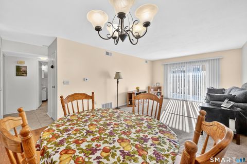 Tiny photo for E6 Bradley Circle #6, Enfield, CT 06082 (MLS # 24144822)