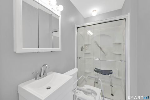 Tiny photo for E6 Bradley Circle #6, Enfield, CT 06082 (MLS # 24144822)