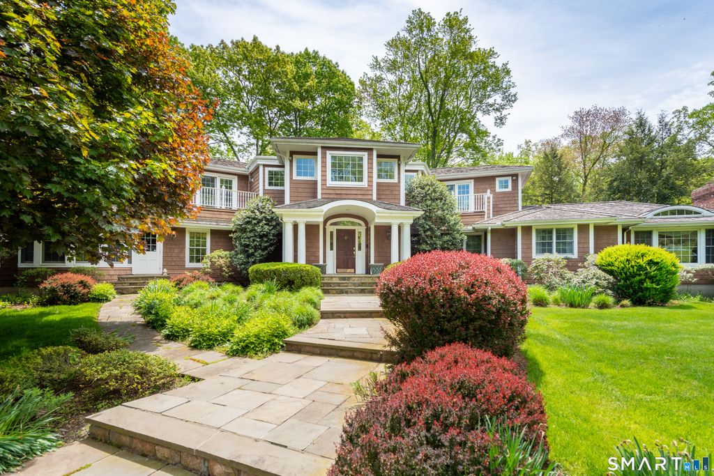Photo of 41 Lake Wind Road, New Canaan, CT 06840 (MLS # 24169105)