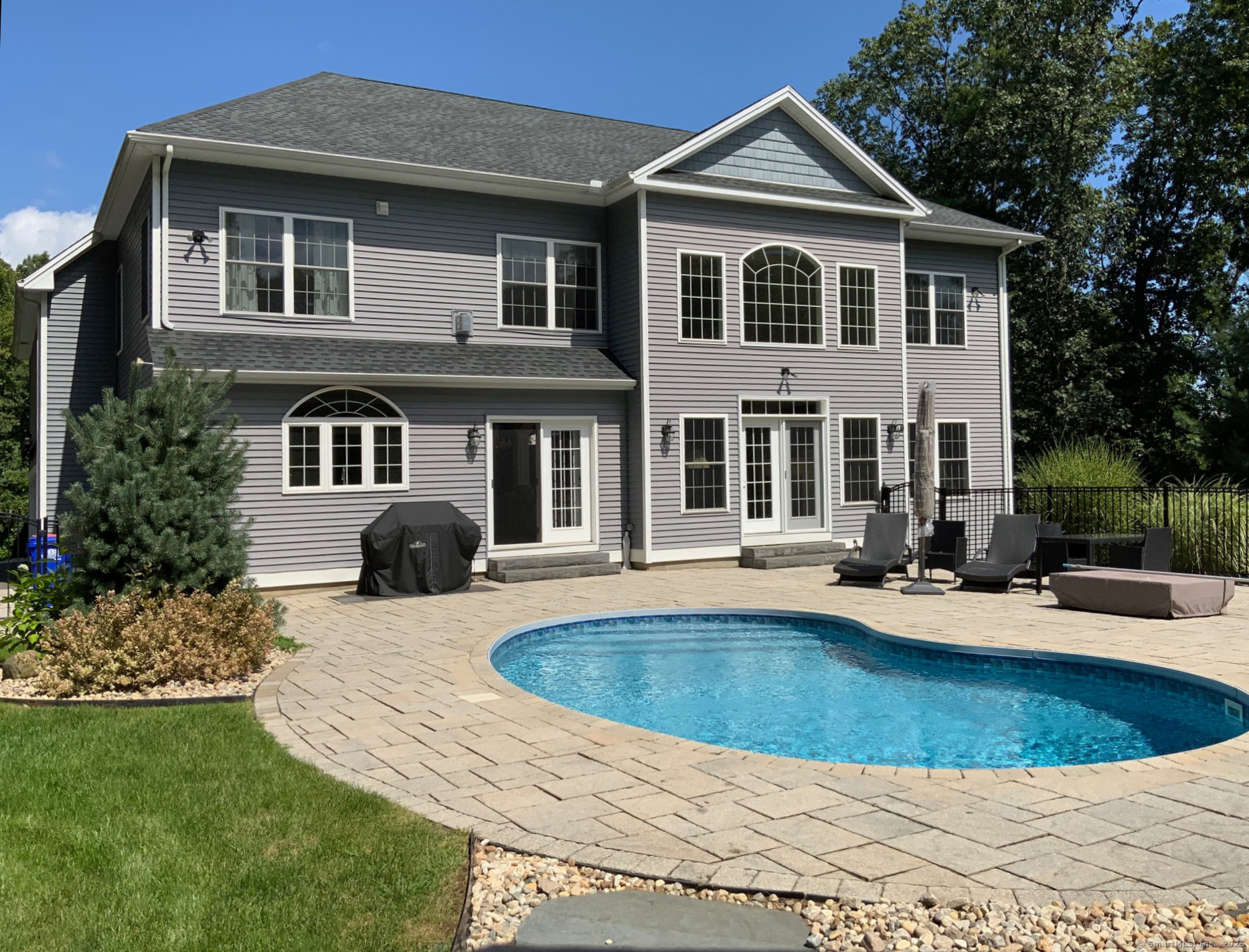 110 Laurelwood Drive