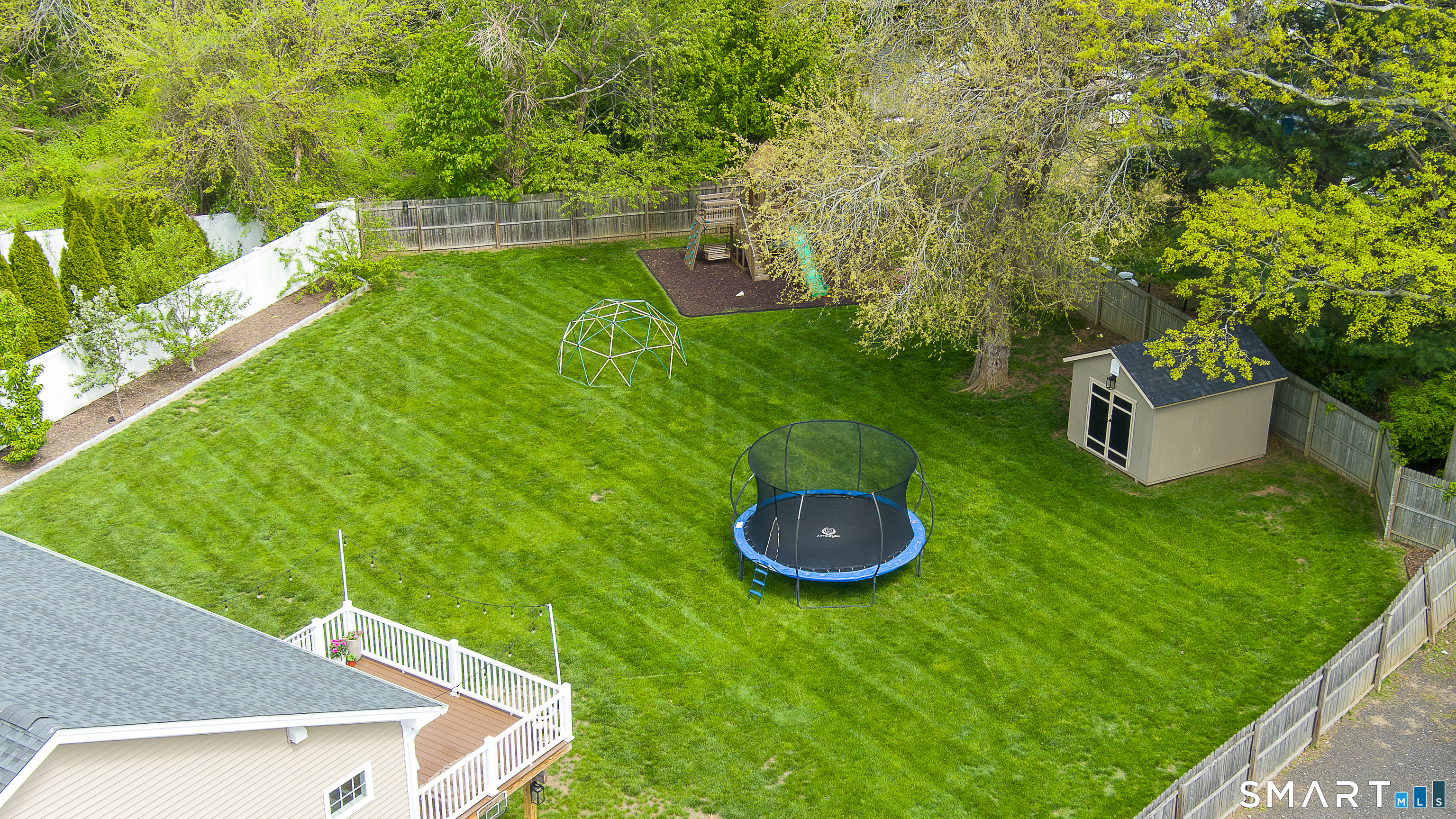 20 Twin Oaks Terrace
