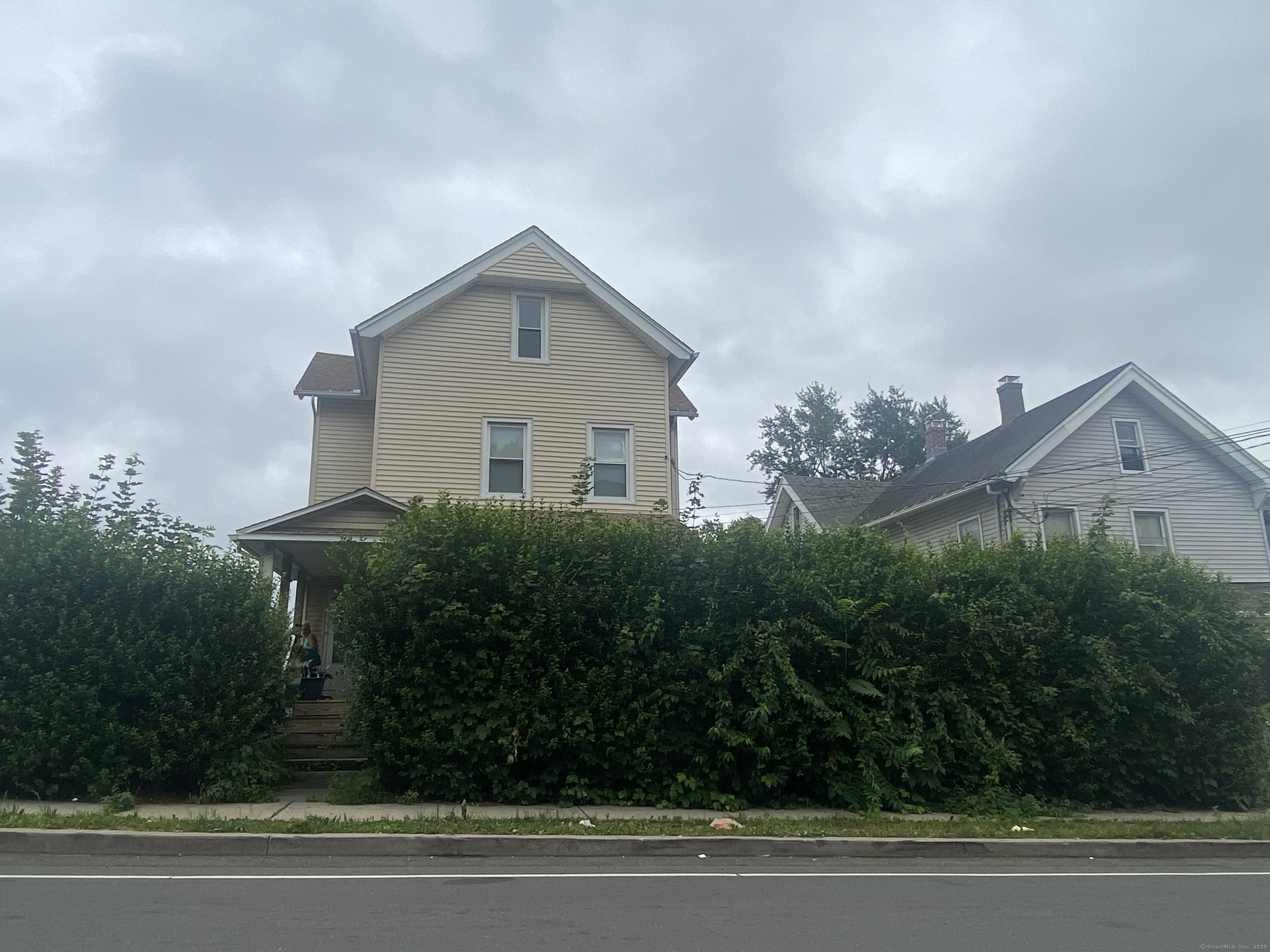 561 East Street