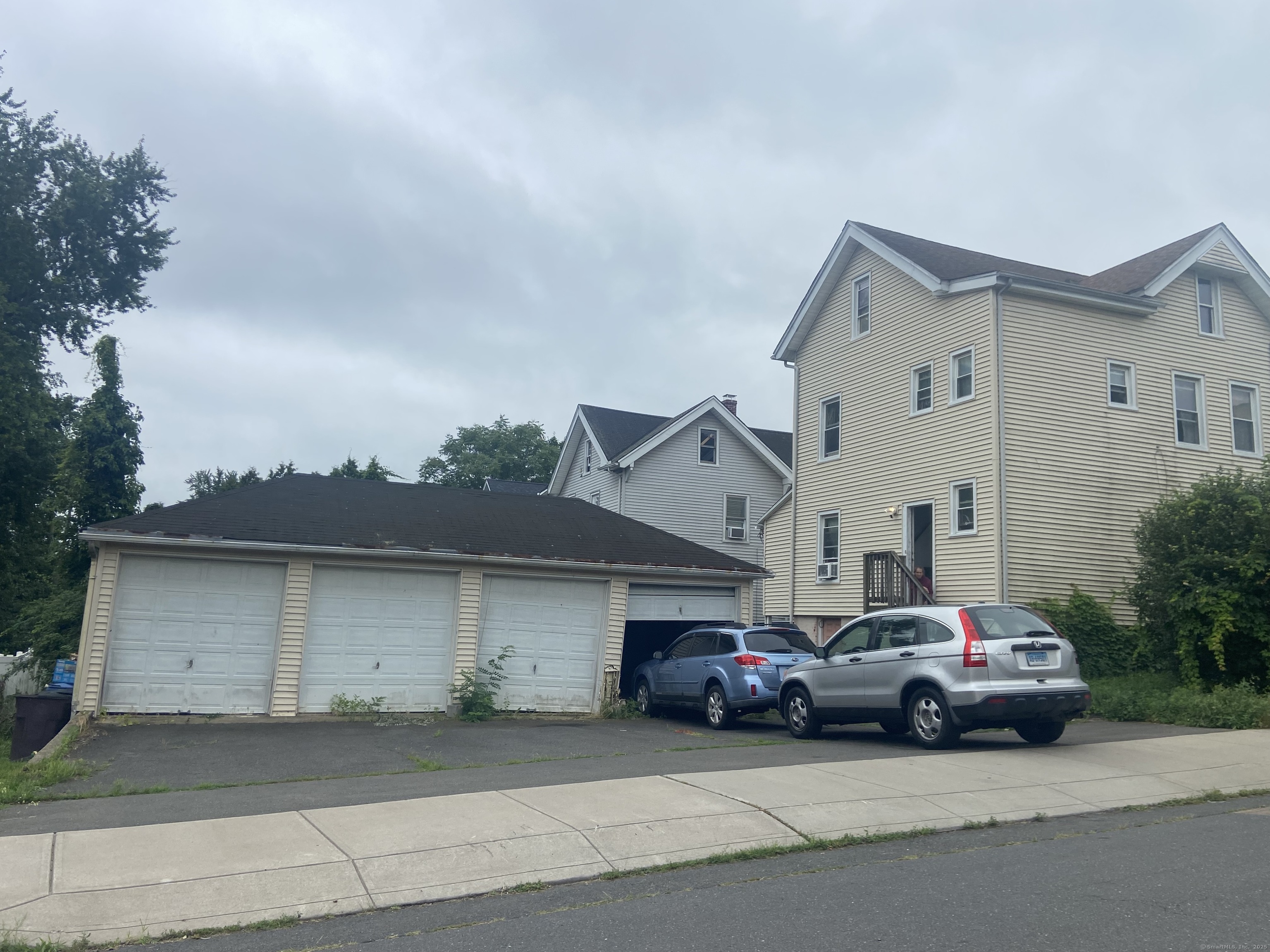 561 East Street