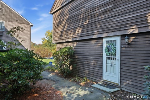 Tiny photo for 239 Old Farms Road #4B, Avon, CT 06001 (MLS # 24217468)