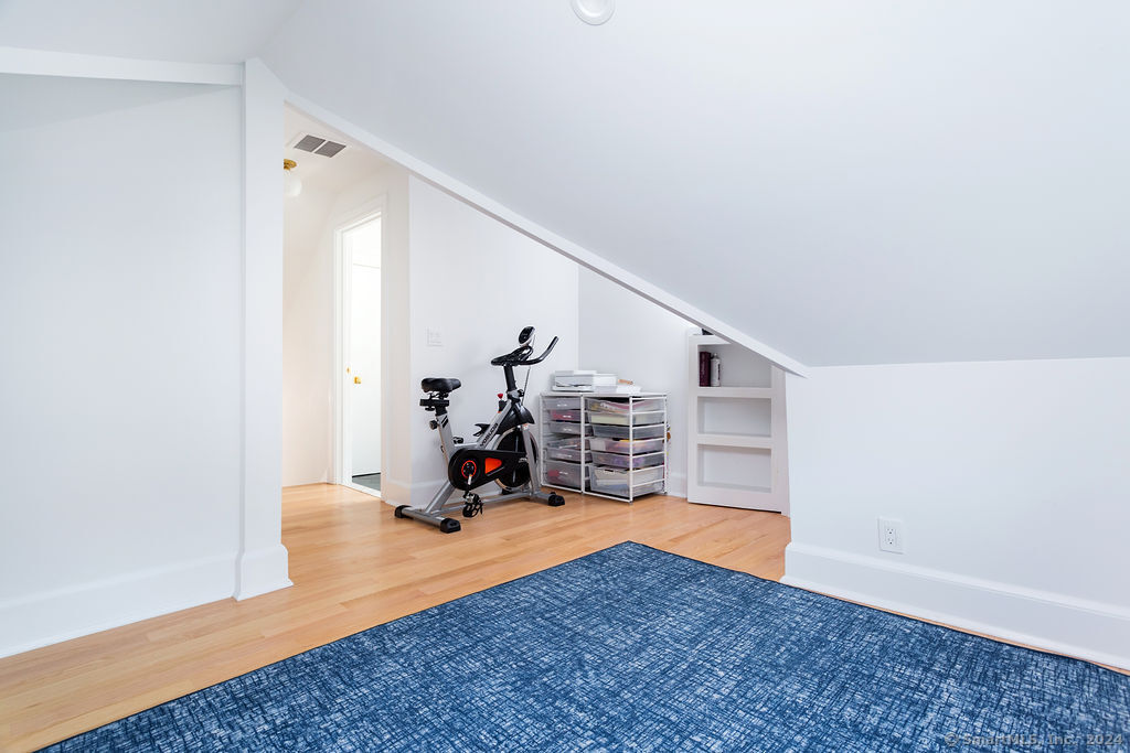 39 Riverside Avenue, Greenwich, Connecticut image 21