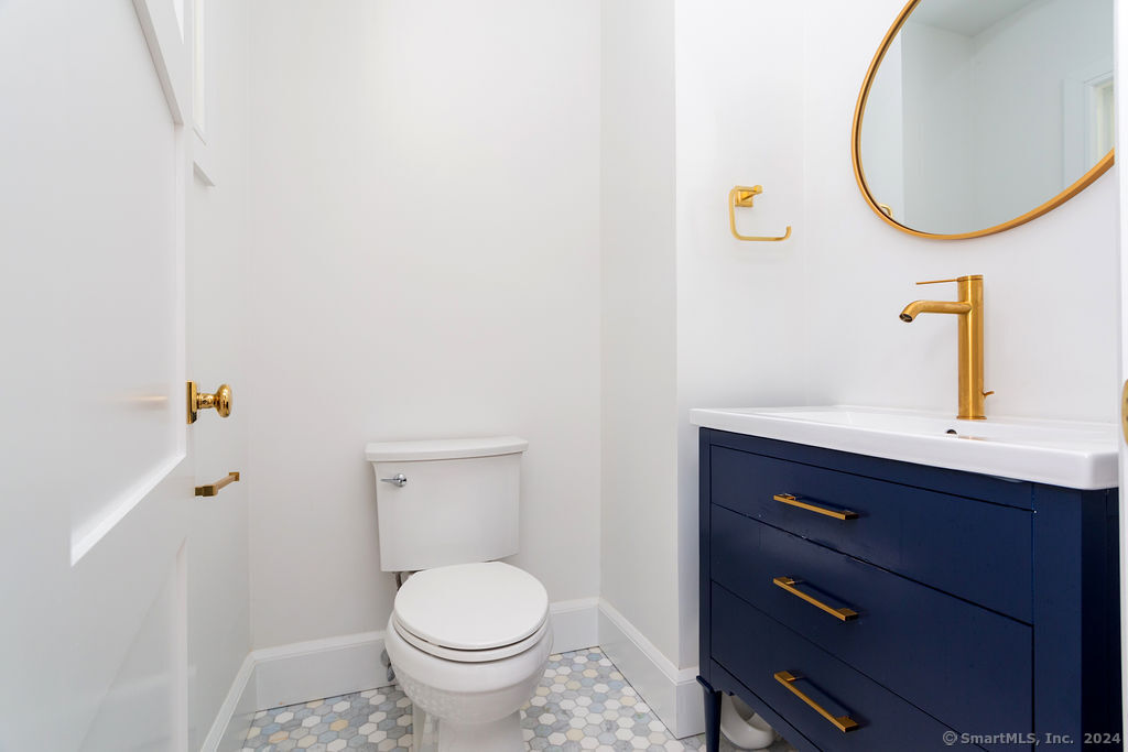 39 Riverside Avenue, Greenwich, Connecticut image 13