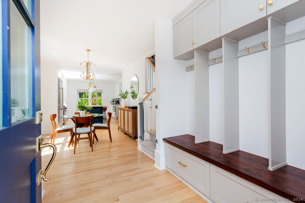 39 Riverside Avenue, Greenwich, Connecticut image 12