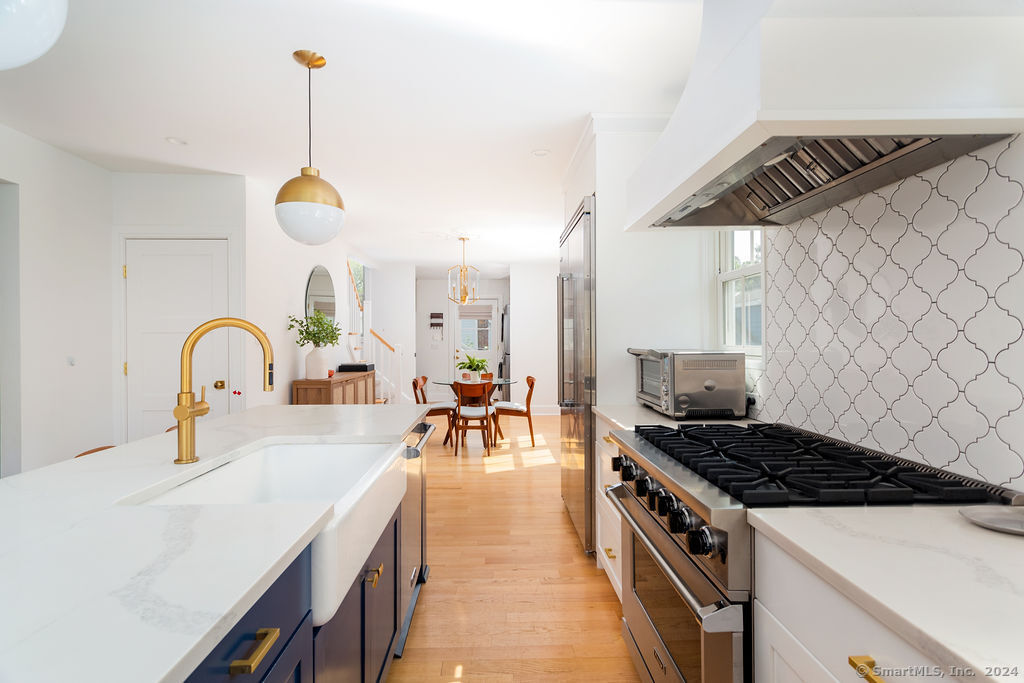 39 Riverside Avenue, Greenwich, Connecticut image 8