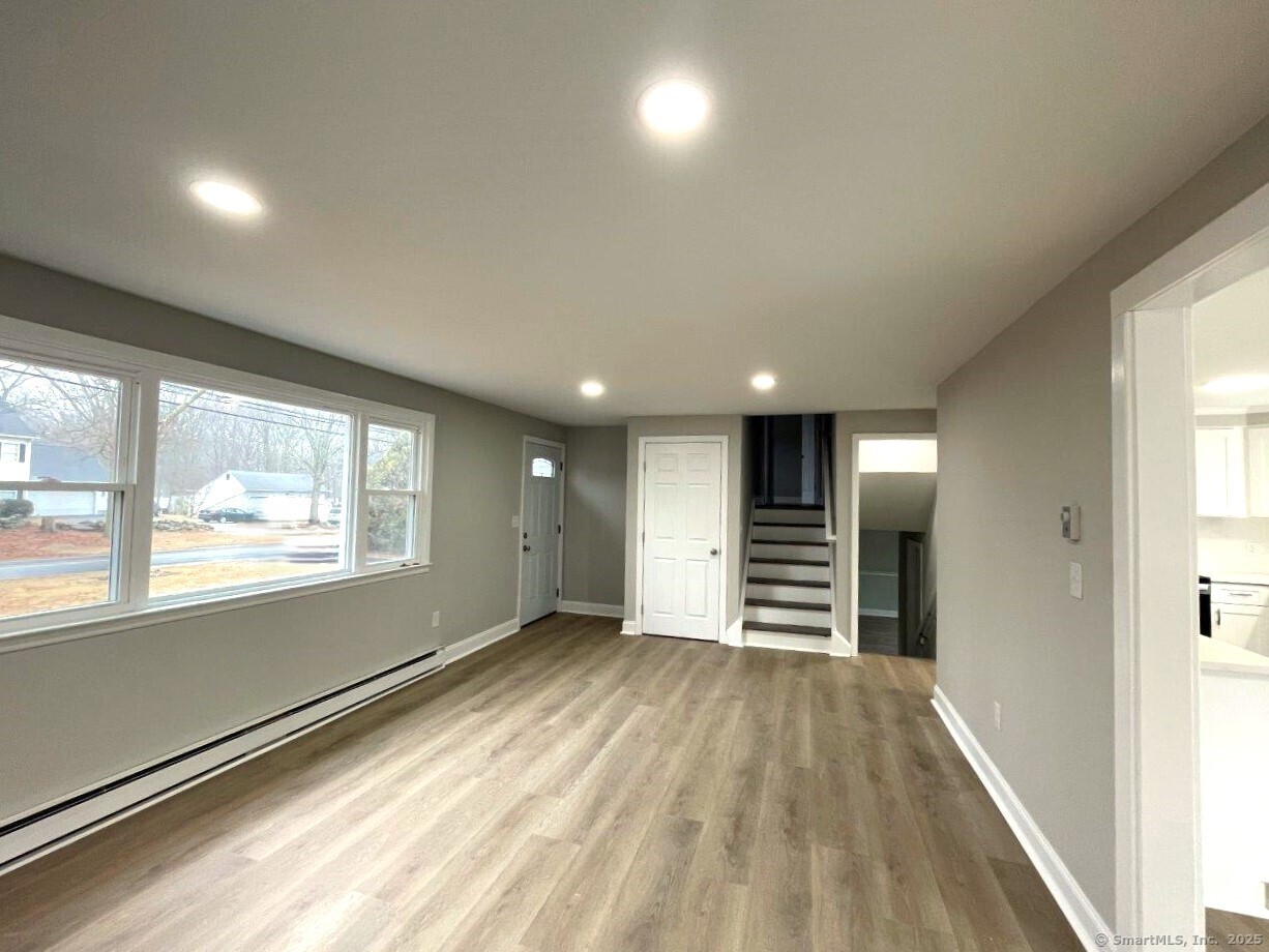 45 Long Hill Road, Clinton, Connecticut image 3