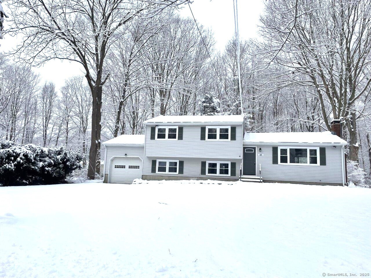 45 Long Hill Road, Clinton, Connecticut image 1
