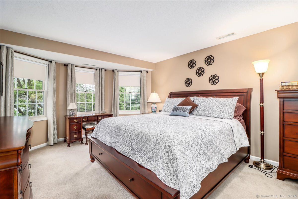 9 Rosick Road, Wallingford, Connecticut image 25