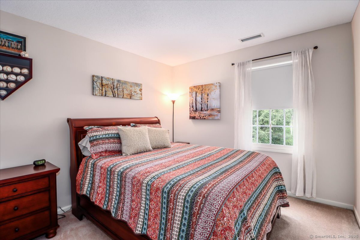 9 Rosick Road, Wallingford, Connecticut image 31