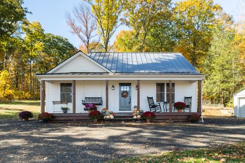 A home in Litchfield