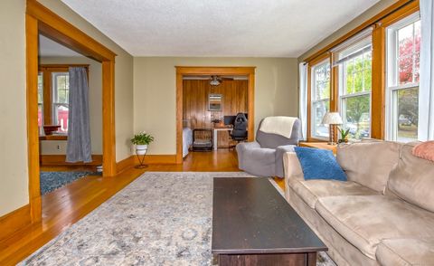 141 Hartford Terrace Springfield MA 01118