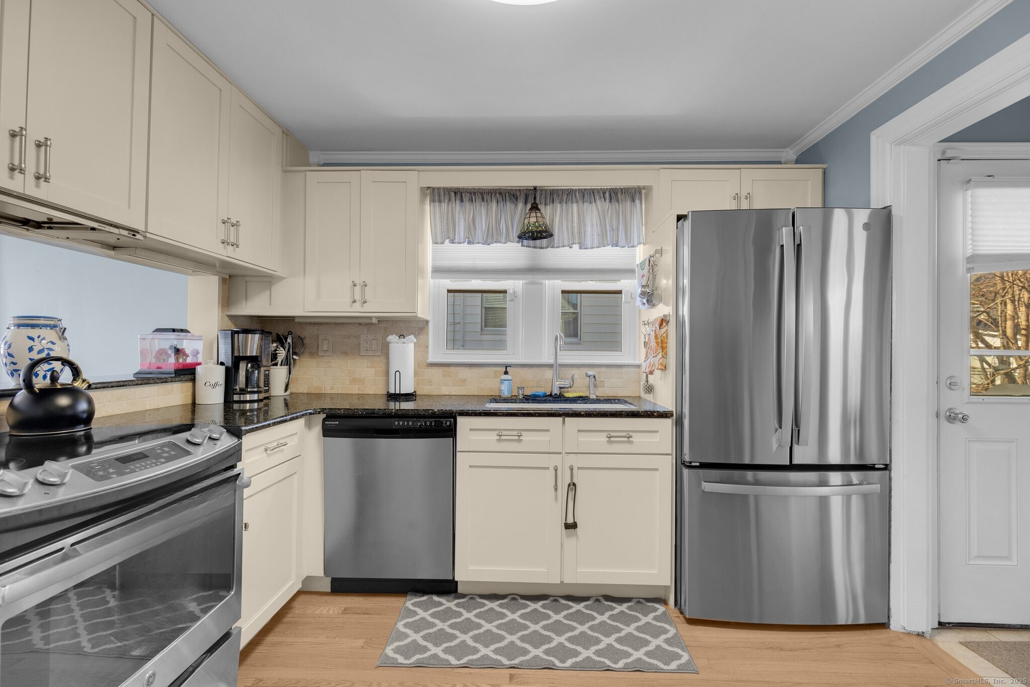 13 Grand Street, West Haven, Connecticut image 13