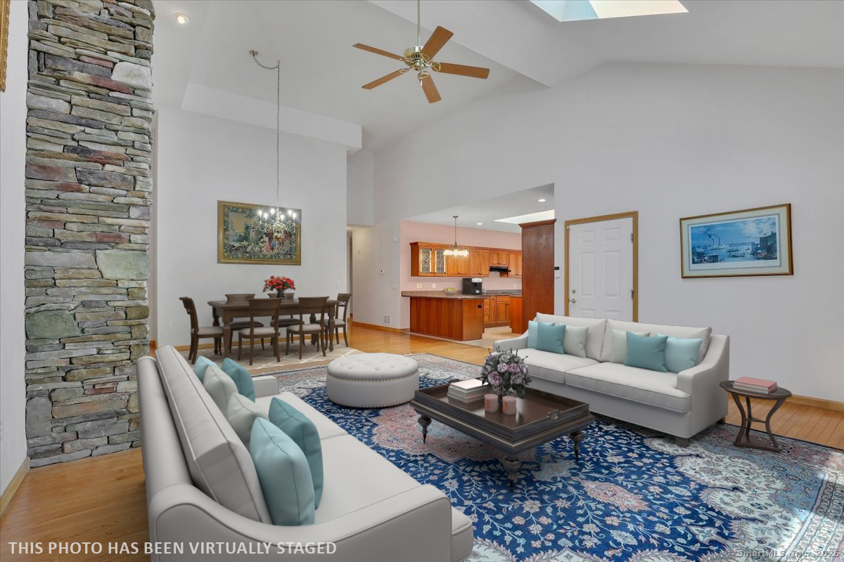 South Windsor, Connecticut 06074, United States, 2 Bedrooms Bedrooms, ,2 BathroomsBathrooms,Residential,Active,136867