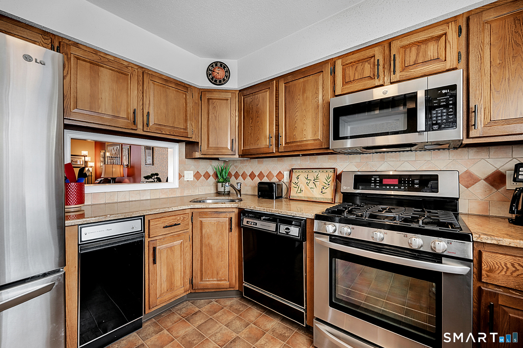 319 Thomaston Road 13