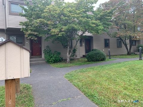 Photo of 18 Greenbriar Drive, Farmington, CT 06032 (MLS # 24163490)