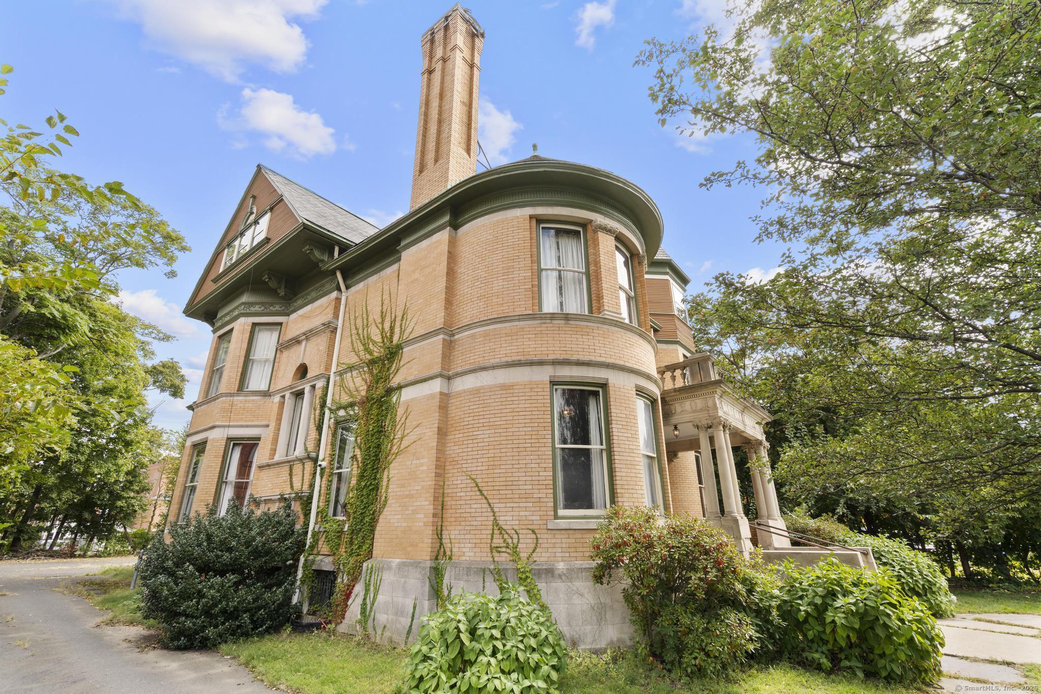 14 Wethersfield Avenue