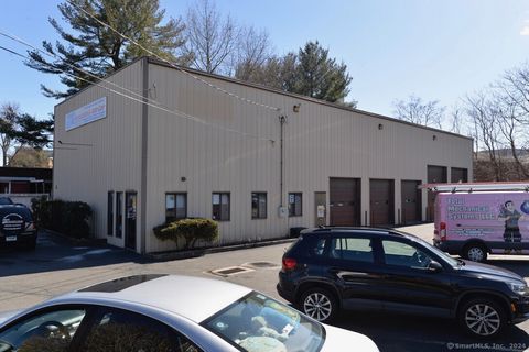 Photo of 548 Middle Street, Bristol, CT 06010 (MLS # 24011977)