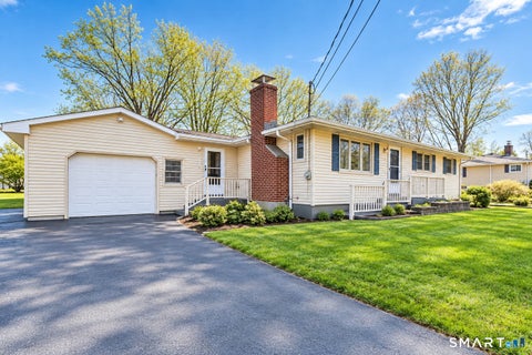 Photo of 1096 Peck Lane, Cheshire, CT 06410 (MLS # 24217552)