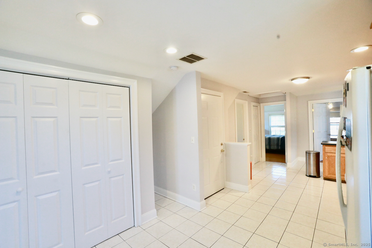 1035 Black Rock Turnpike #1035, Fairfield, Connecticut image 5