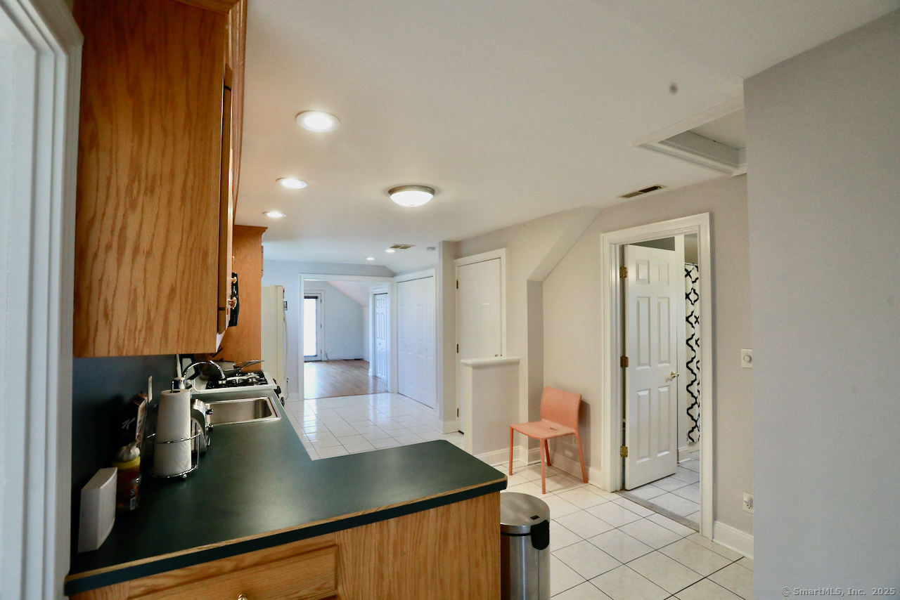 1035 Black Rock Turnpike #1035, Fairfield, Connecticut image 8