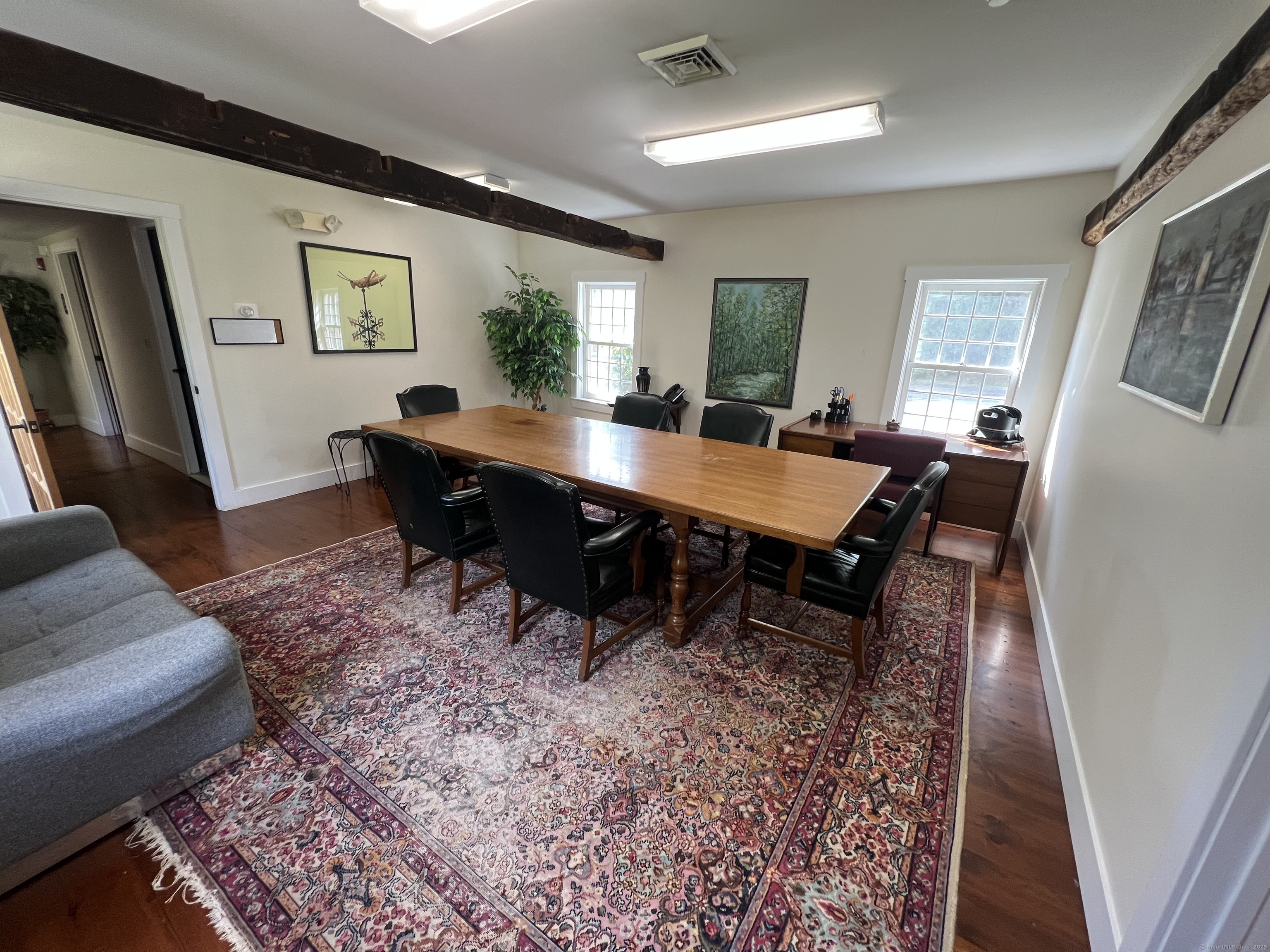59 East Hill Road