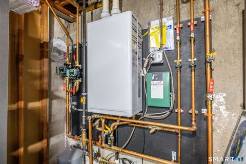 Tiny photo for 95 Lakewood Circle S, Manchester, CT 06040 (MLS # 24156778)