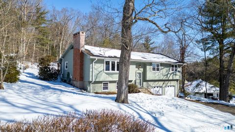 Tiny photo for 95 Lakewood Circle S, Manchester, CT 06040 (MLS # 24156778)