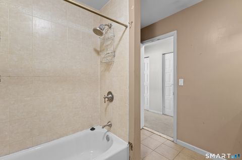 Tiny photo for 5 Deer Run #5, Bethel, CT 06801 (MLS # 24156380)