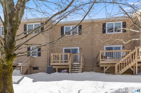 Tiny photo for 5 Deer Run #5, Bethel, CT 06801 (MLS # 24156380)