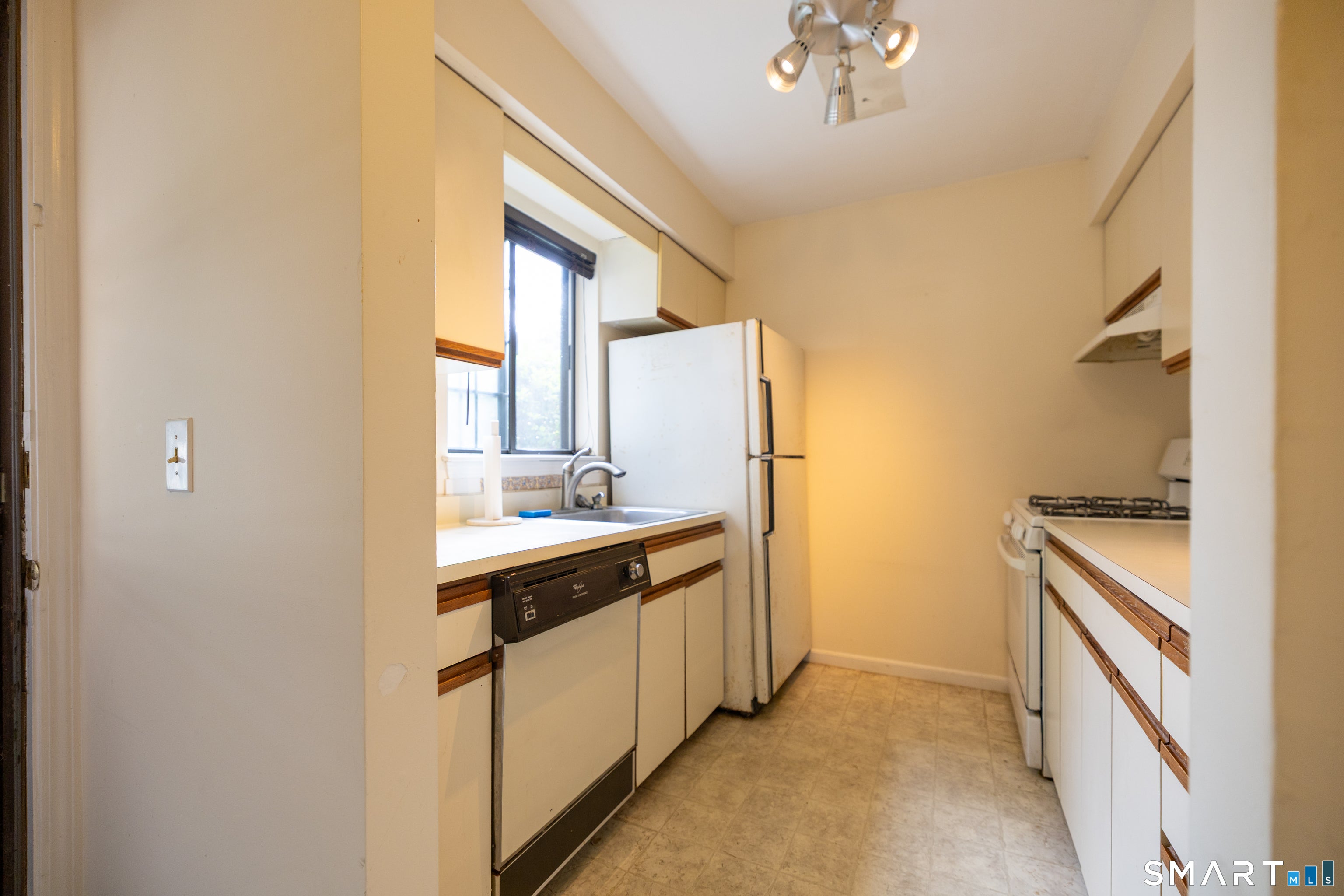 27 Andover Court 27