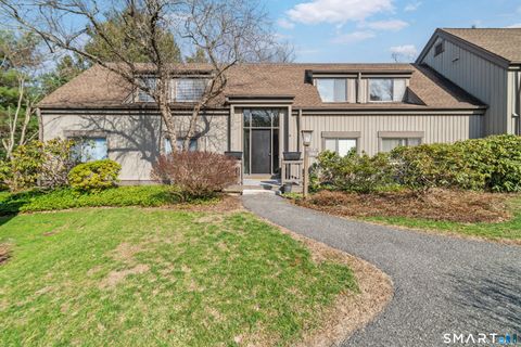 Condo For Sale - 331 Heritage Village #D<br/> New Haven County, Southbury, CT 06488