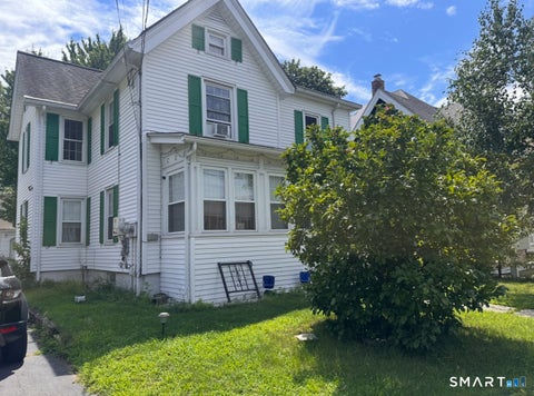 Photo of 15 Woodbridge Avenue, East Hartford, CT 06108 (MLS # 24202838)