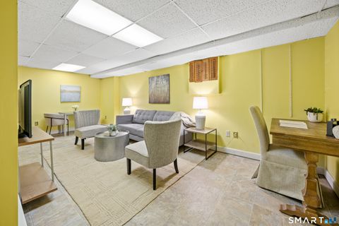 Tiny photo for 195 Oakland Street #APT A, Manchester, CT 06042 (MLS # 24148525)