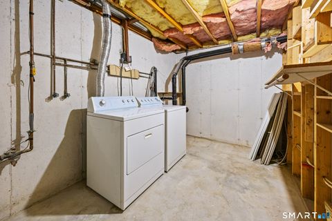 Tiny photo for 195 Oakland Street #APT A, Manchester, CT 06042 (MLS # 24148525)