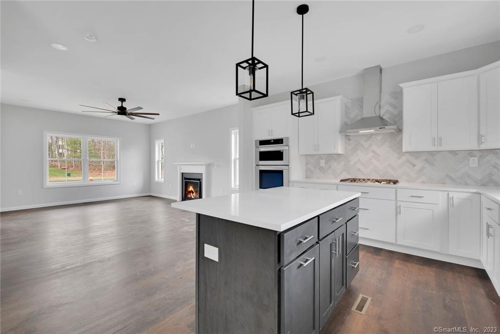 192 Corbin Ridge, Bristol, Connecticut image 9