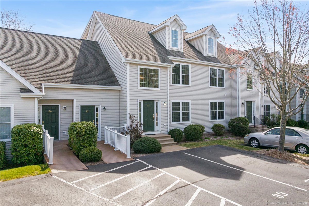 15 Freedom Way #91, East Lyme, Connecticut image 2