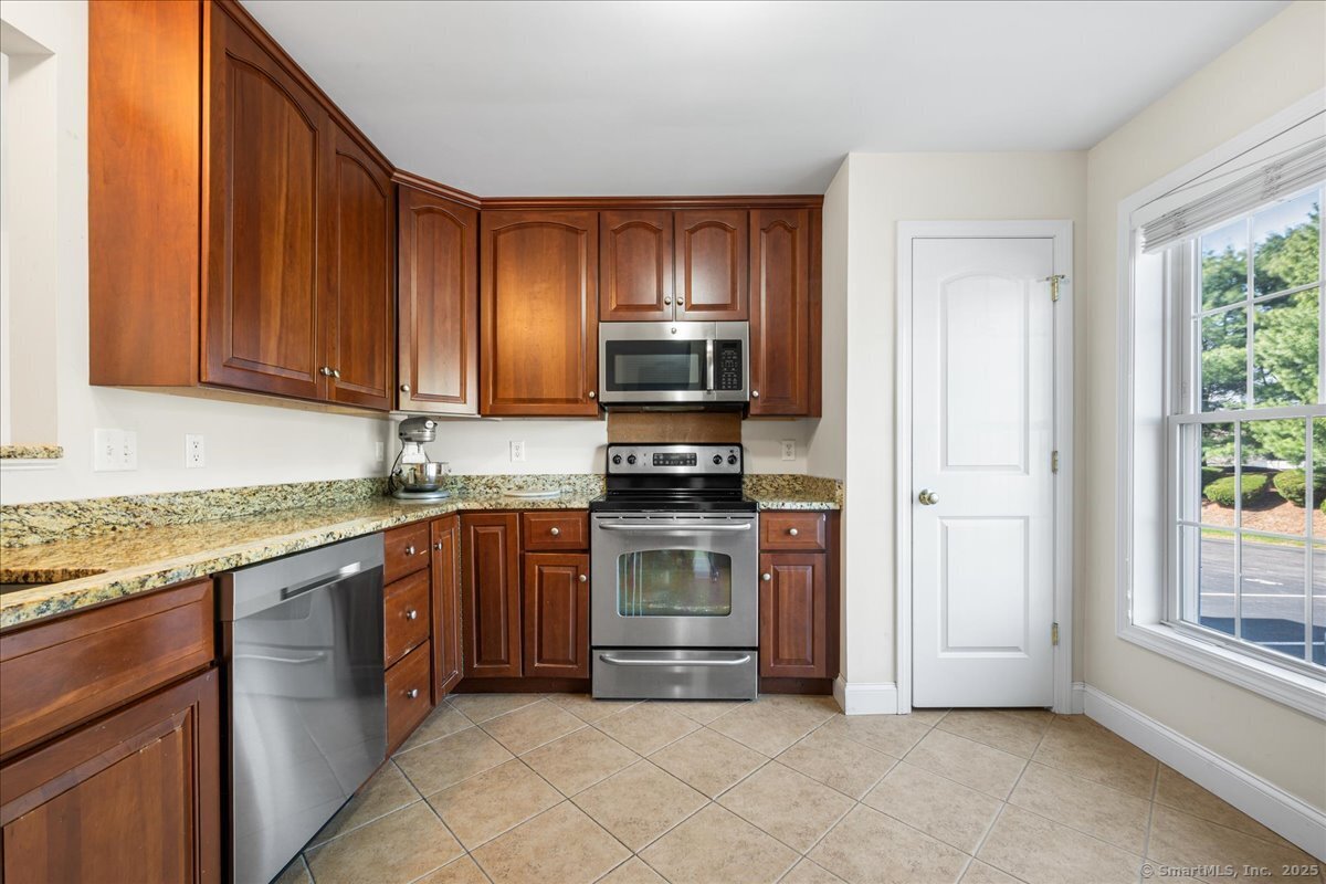 15 Freedom Way #91, East Lyme, Connecticut image 4