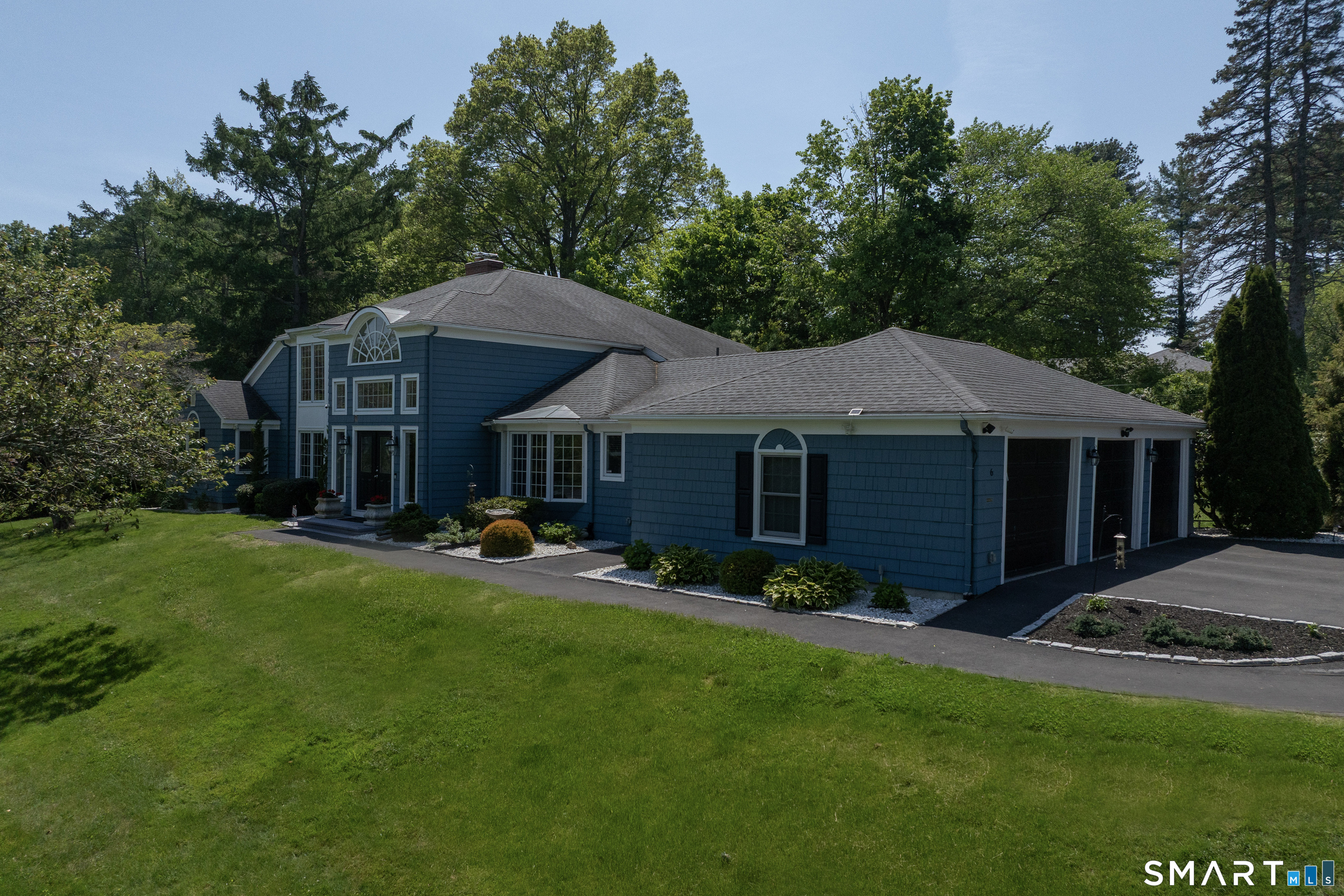 15 Griffing Pond Road