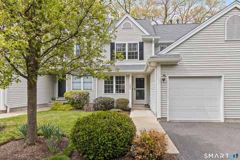 Photo of 1803 Cypress Drive #1803, Danbury, CT 06811 (MLS # 24170808)