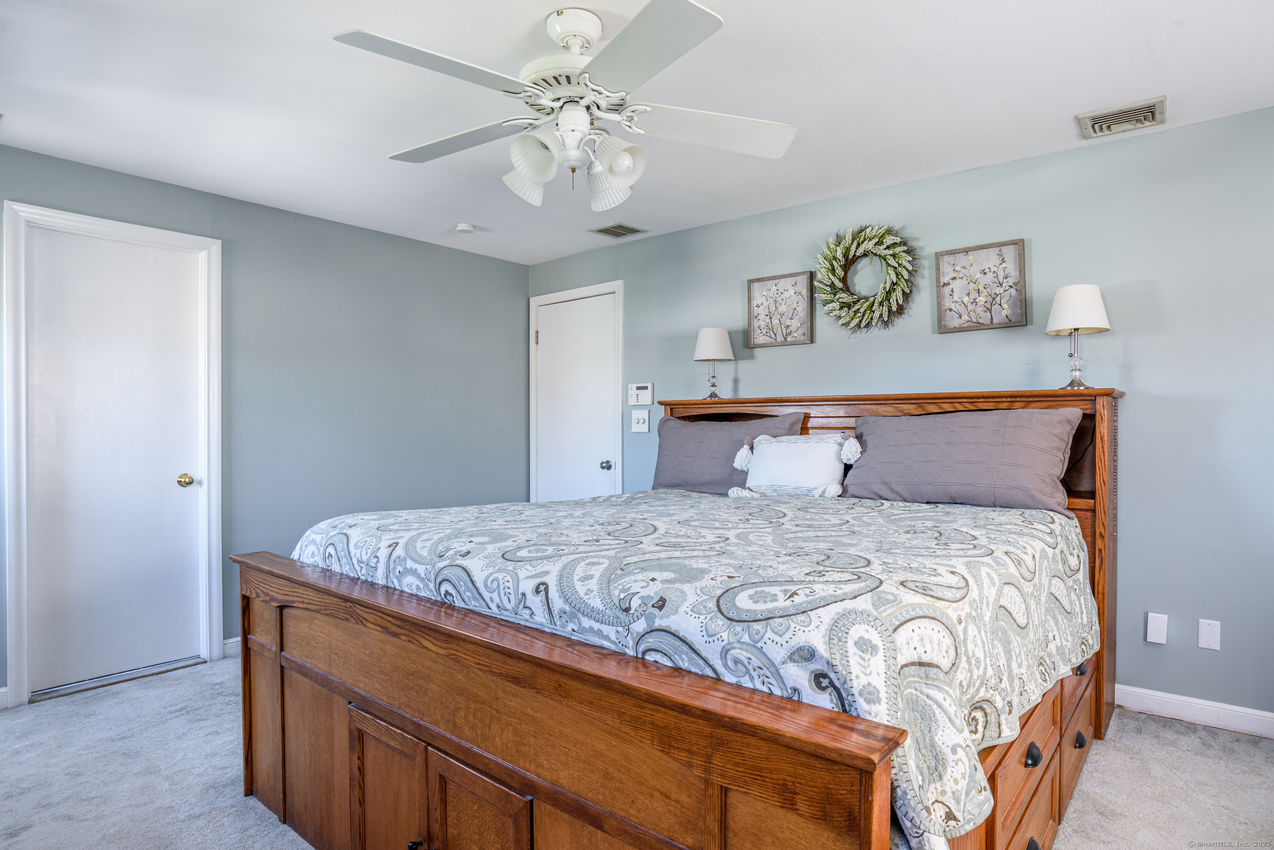 12 Windsor Road, North Haven, Connecticut image 20