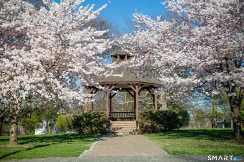 Tiny photo for 55 Lawson Lane #55, Ridgefield, CT 06877 (MLS # 24160875)