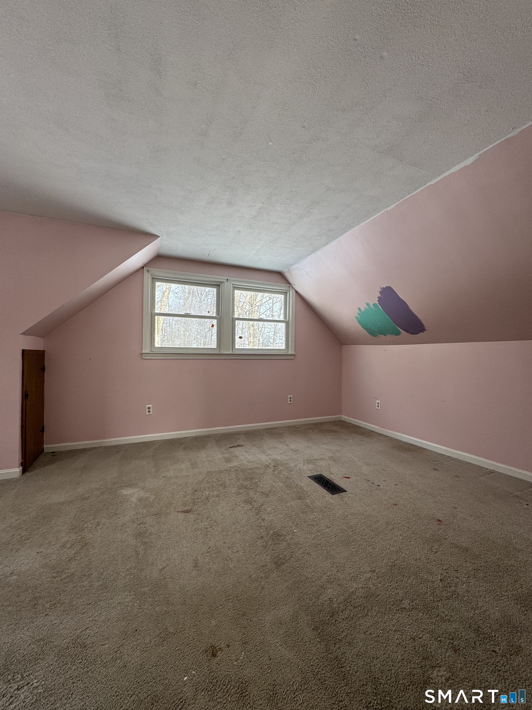 33 North Canton Road