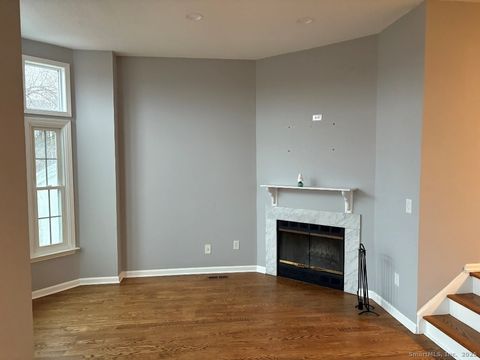 Tiny photo for 924 Quinnipiac Avenue #APT 7, New Haven, CT 06513 (MLS # 24144232)