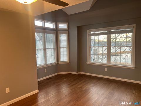 Tiny photo for 924 Quinnipiac Avenue #APT 7, New Haven, CT 06513 (MLS # 24144232)