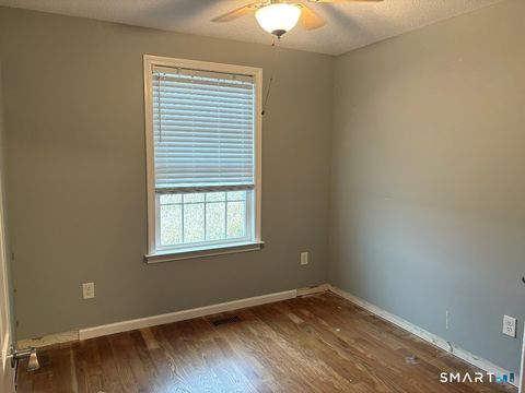 Tiny photo for 924 Quinnipiac Avenue #APT 7, New Haven, CT 06513 (MLS # 24144232)